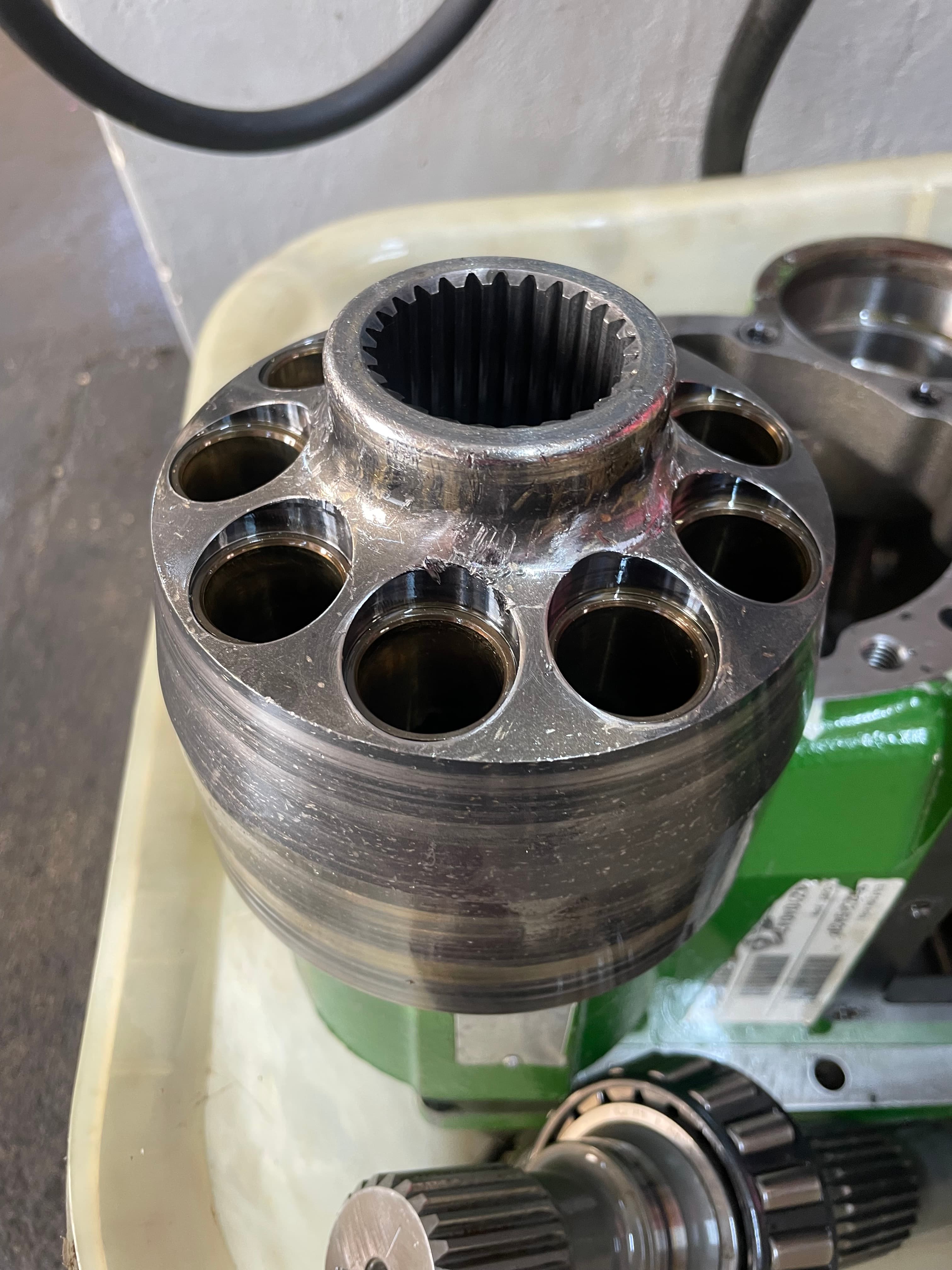 Гидронасос EATON 6423-543P с John Deere 7450: потеря мощности → дефектовка и восстановление узла — фото 10